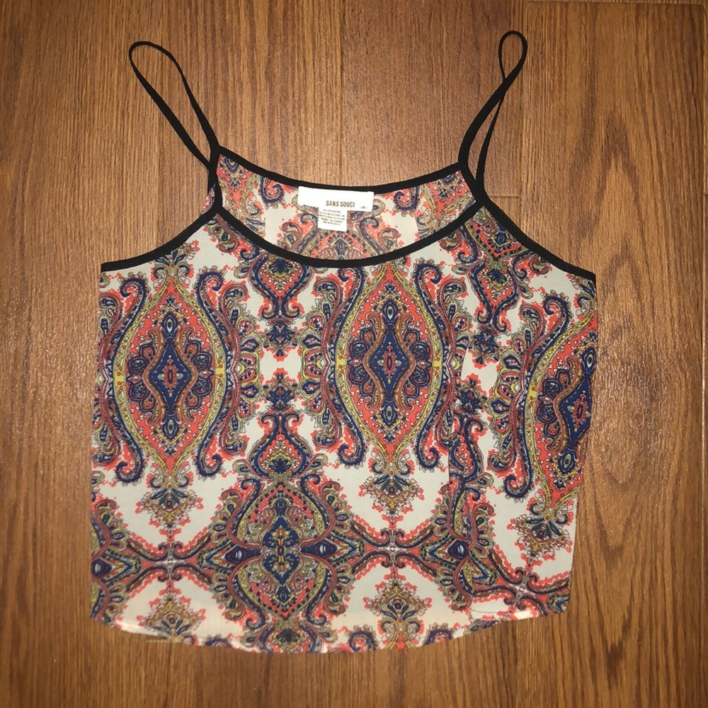 Crop top